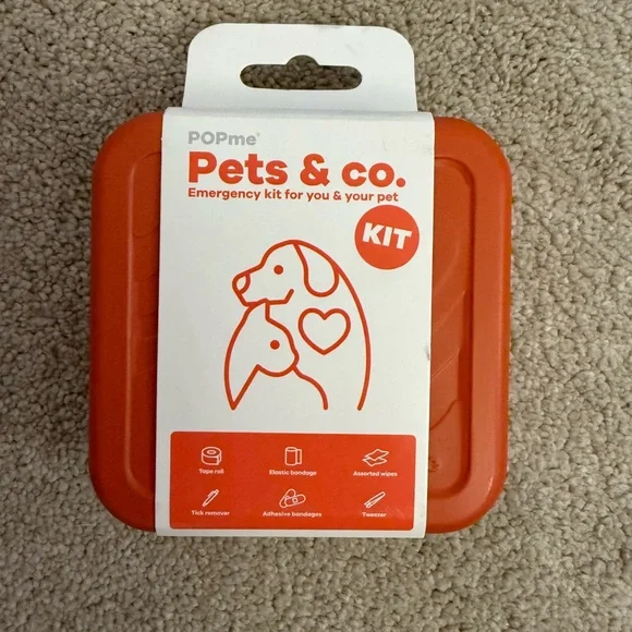 Pets & Co. Pet Emergency Kit - Picture 4 of 7